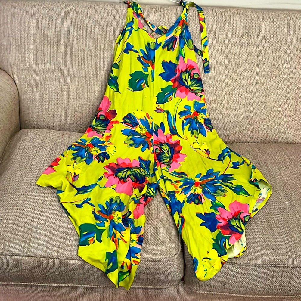 Ivy Street Romper (NWT)